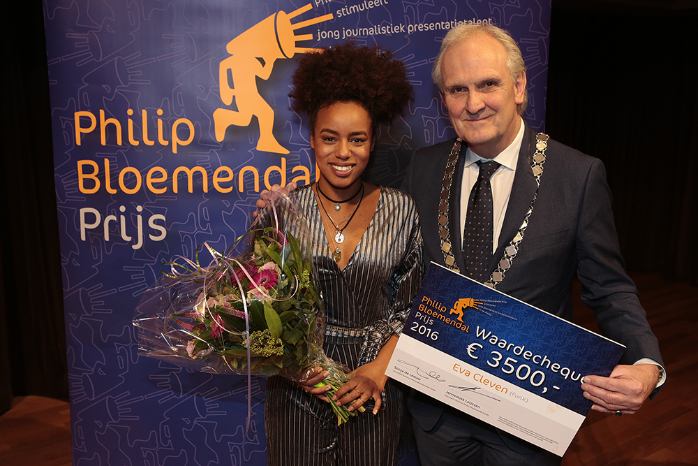 Eva Cleven en burgemeester Pieter Broertjes